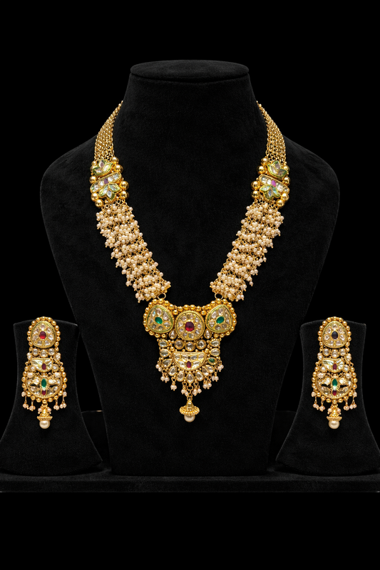 Bridal Set Handcrafted In Rich Gold Detailing